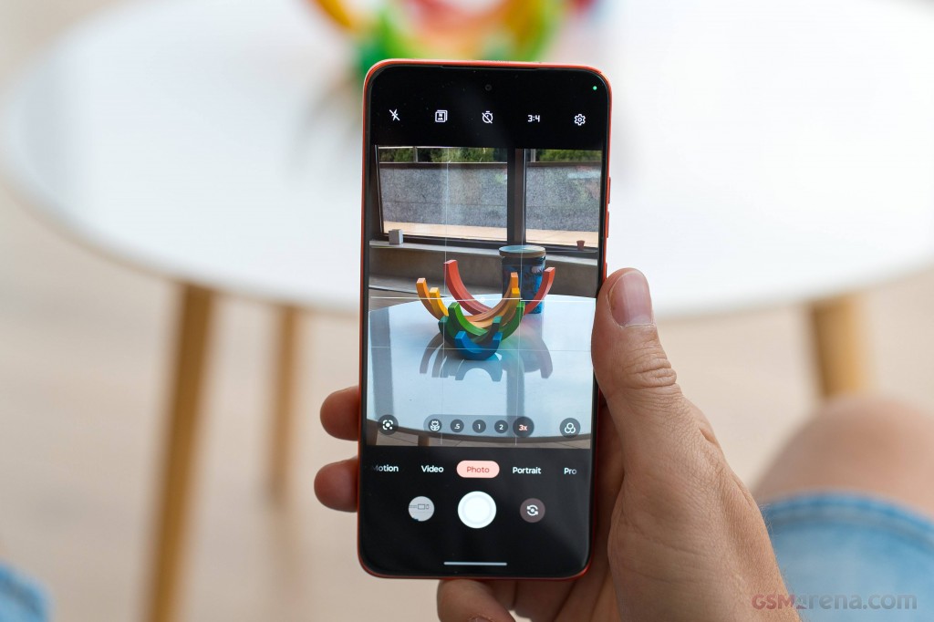 Motorola Edge 50 Neo hands-on photo 19