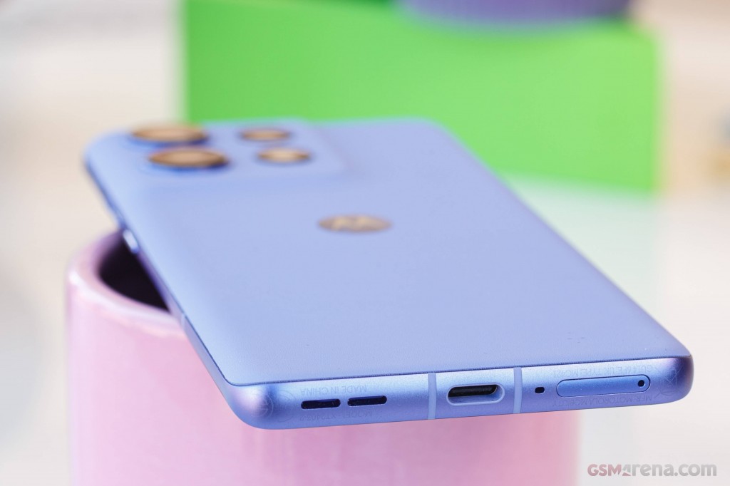 Motorola Edge 50 Pro hands-on photo 6