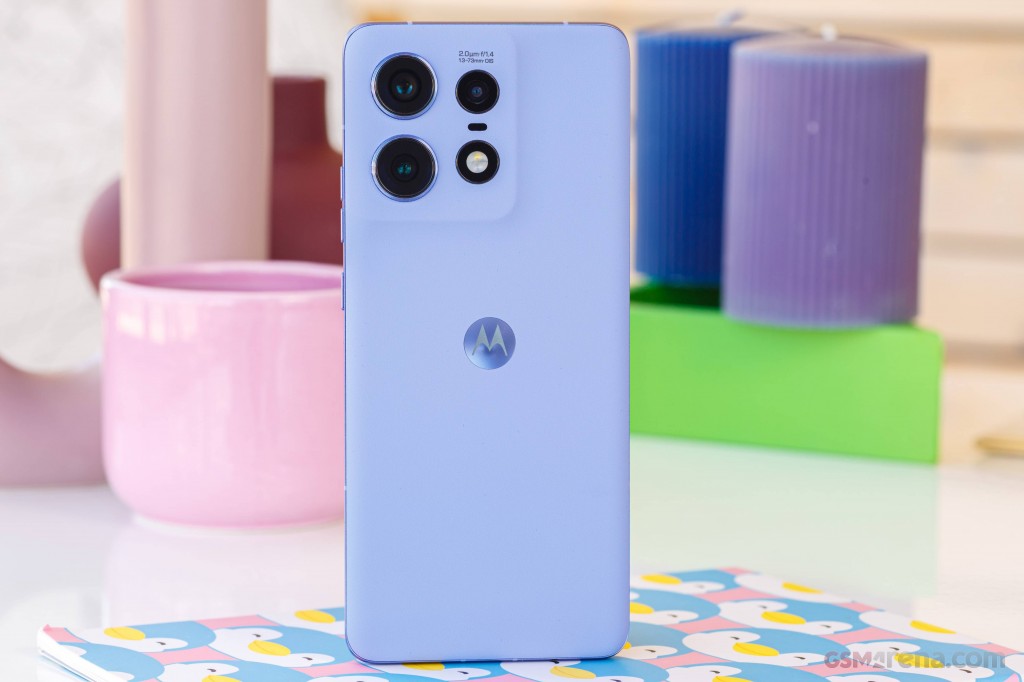 Motorola Edge 50 Pro hands-on photo 12