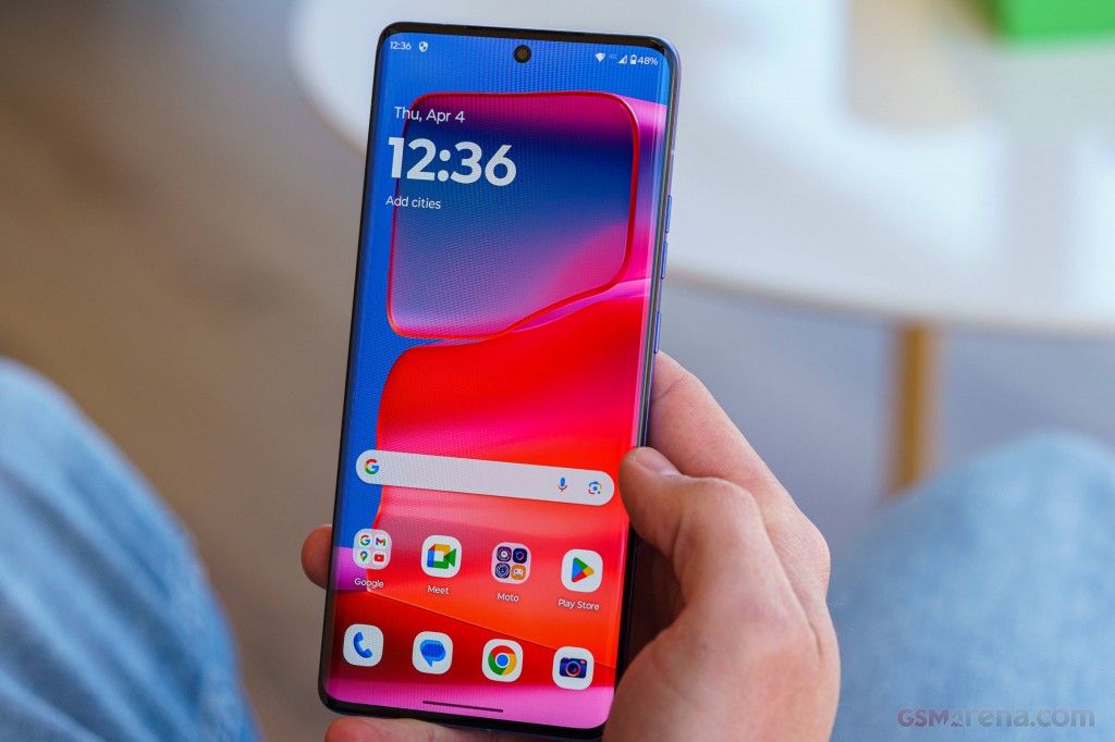 Motorola Edge 50 Pro hands-on photo 18