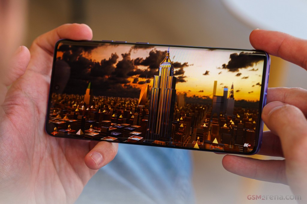 Motorola Edge 50 Pro hands-on photo 27
