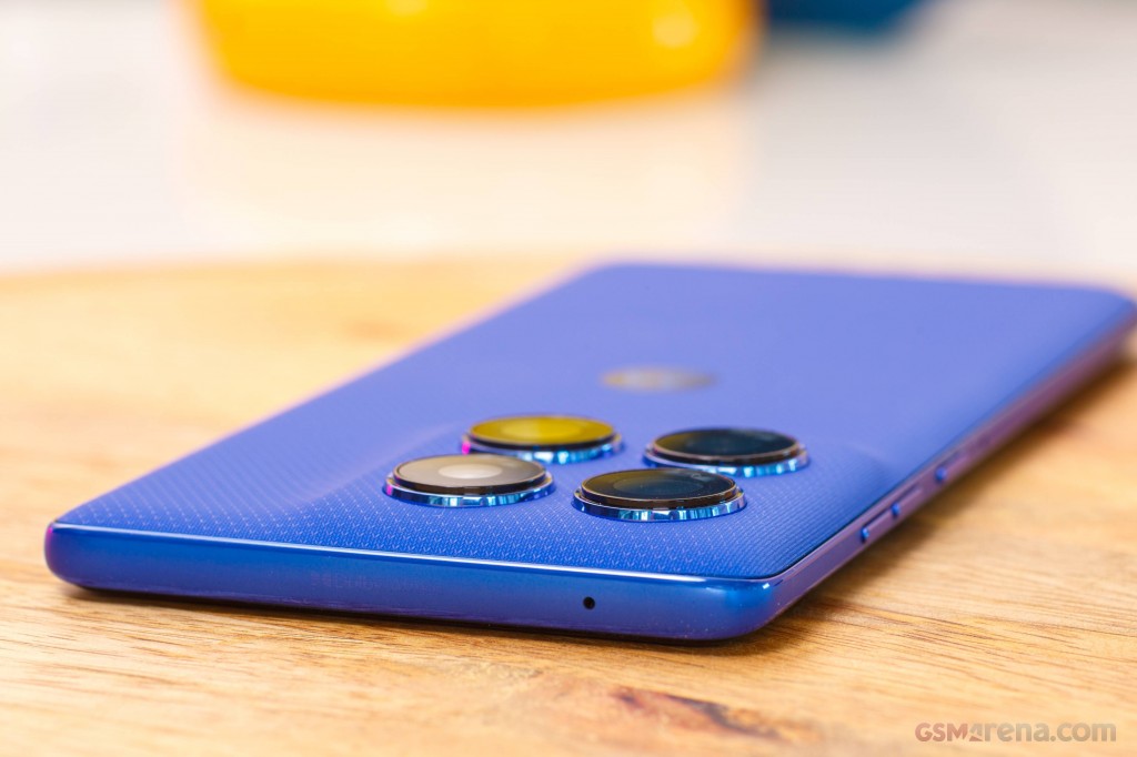 Motorola Edge 60 Pro hands-on photo 11