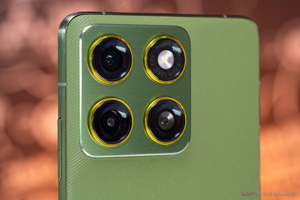 Motorola Edge 70 hands-on photo 10