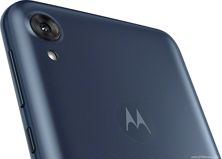 Motorola Moto E6 view 3