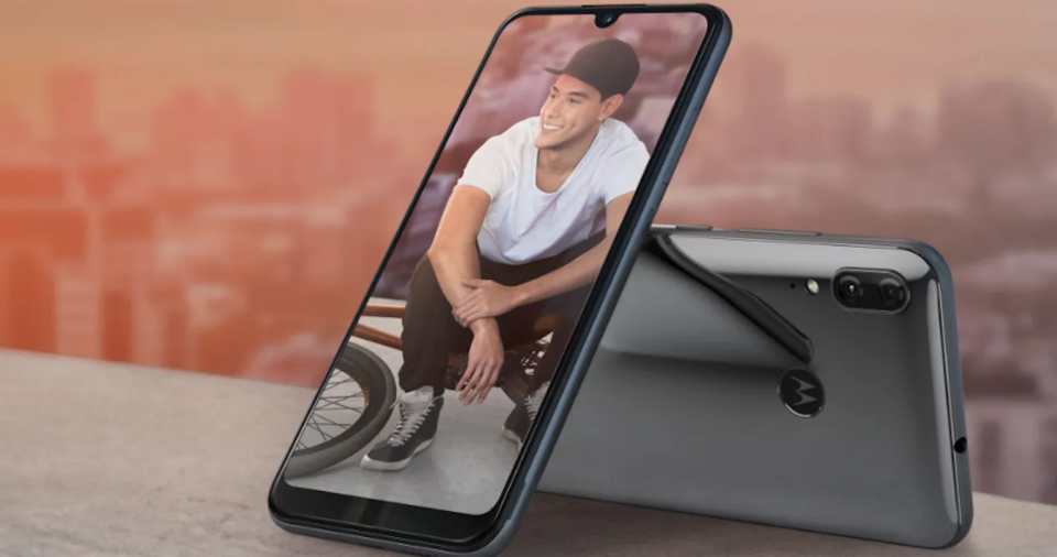 Motorola Moto E6 Plus view 8