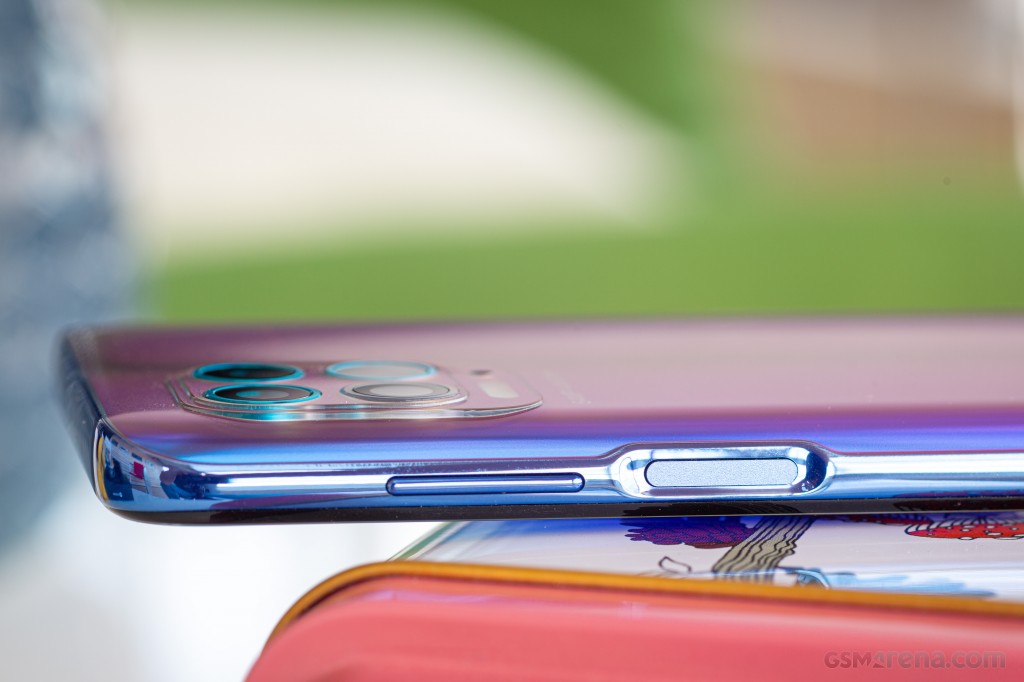 Motorola Moto G100 (2021) hands-on photo 8