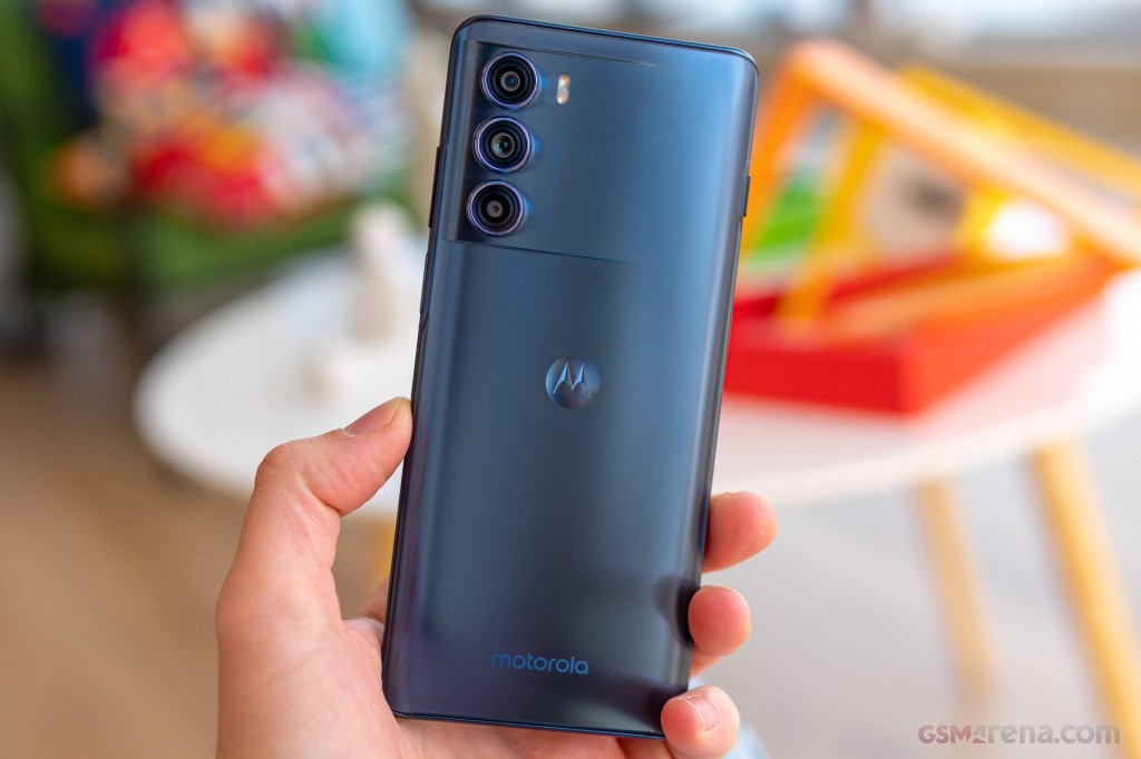 Motorola Moto G200 5G hands-on photo 12