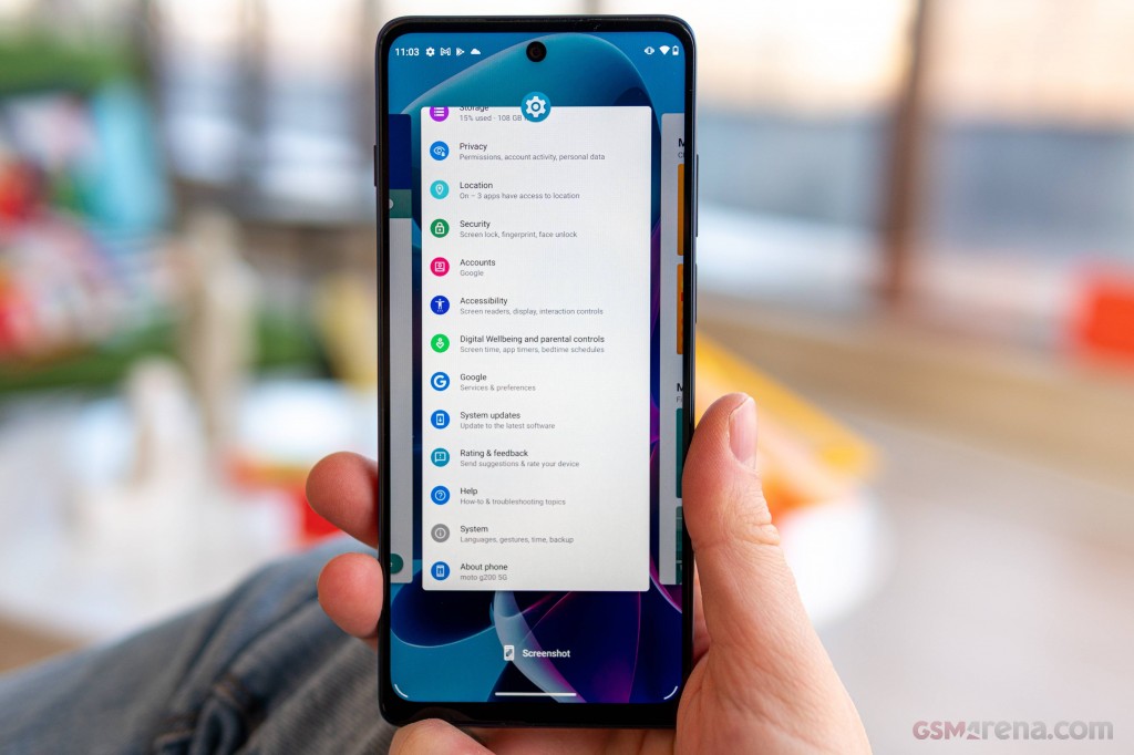 Motorola Moto G200 5G hands-on photo 21