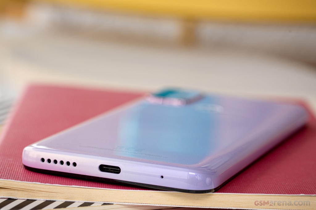 Motorola Moto G30 hands-on photo 9