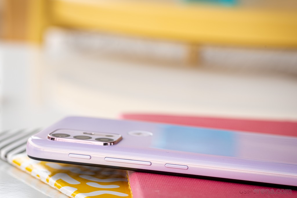 Motorola Moto G30 hands-on photo 12