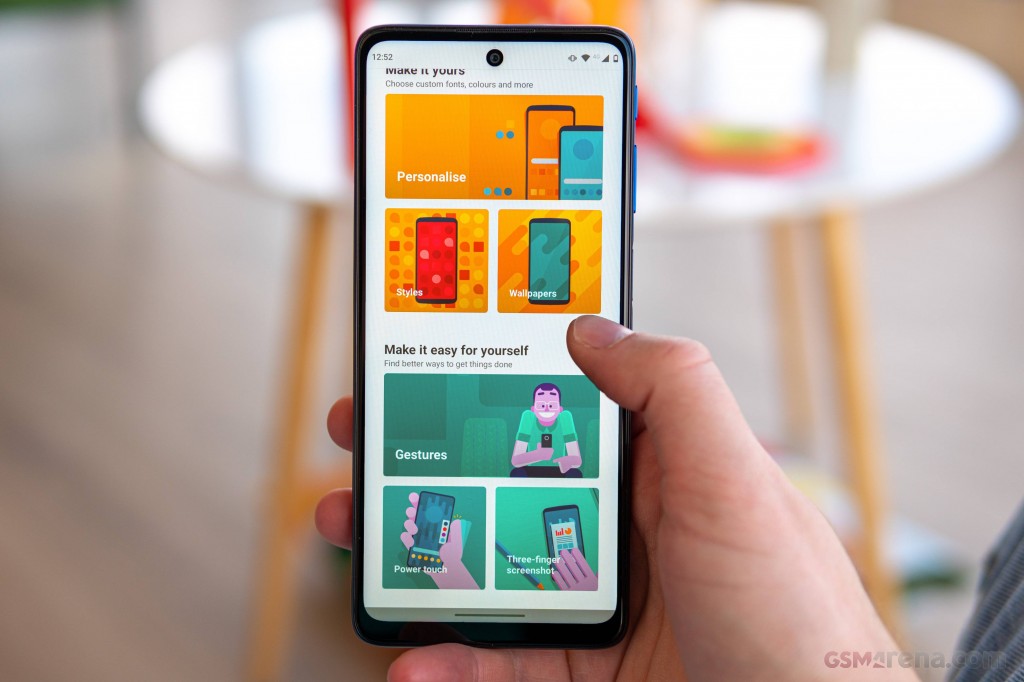 Motorola Moto G51 5G hands-on photo 12
