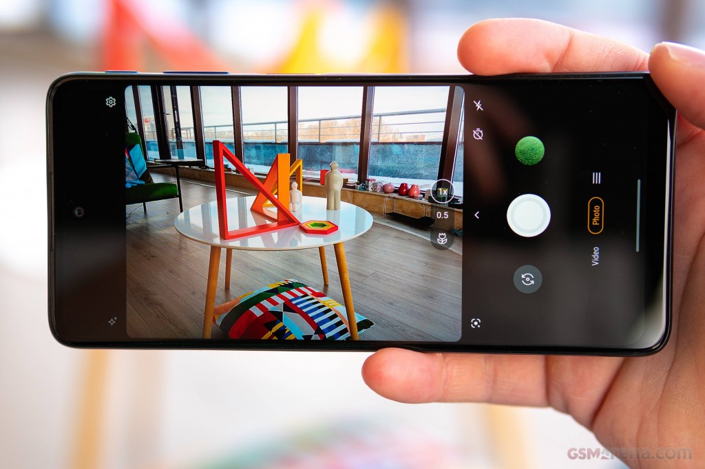 Motorola Moto G51 5G hands-on photo 13