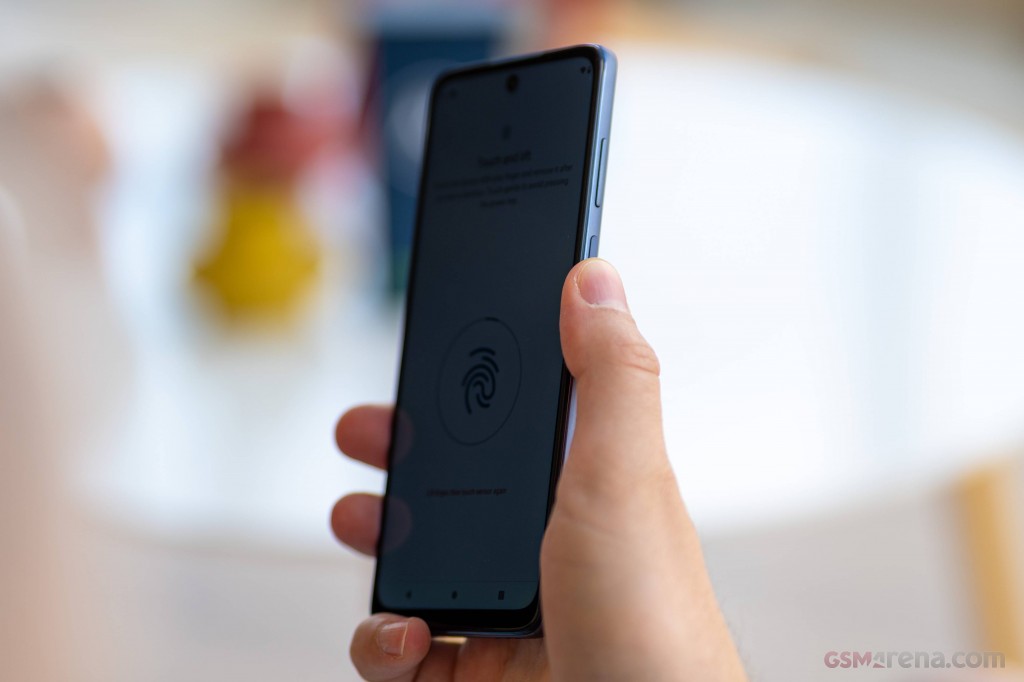 Motorola Moto G62 5G hands-on photo 7