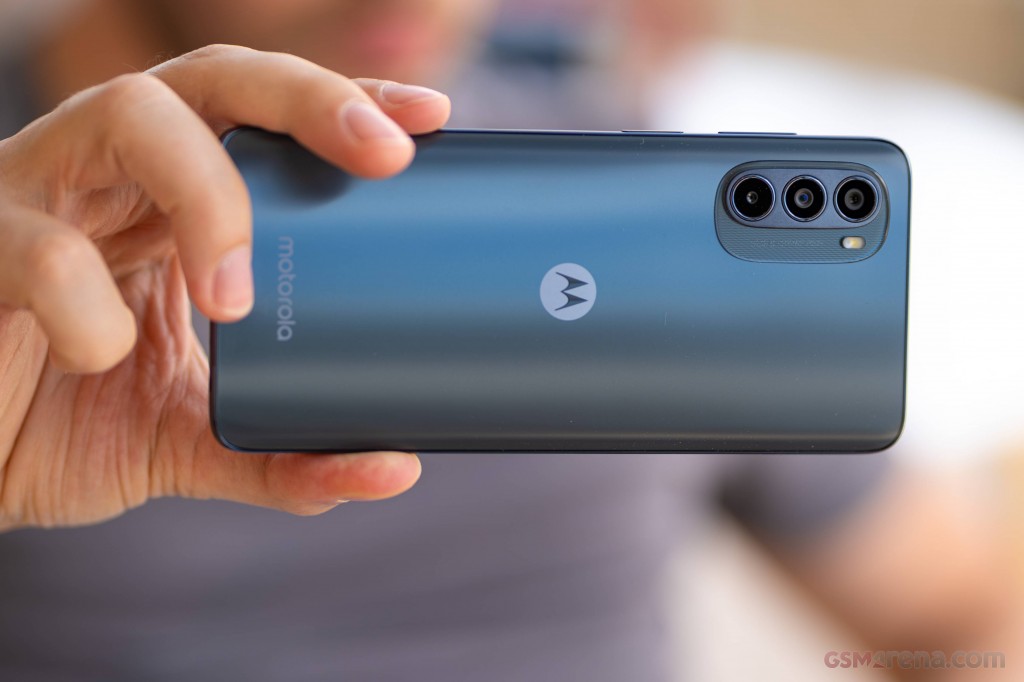 Motorola Moto G62 5G hands-on photo 12