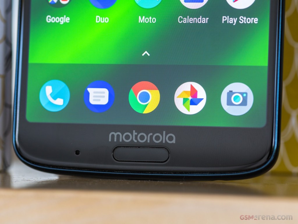 Motorola Moto G6 Plus hands-on photo 3