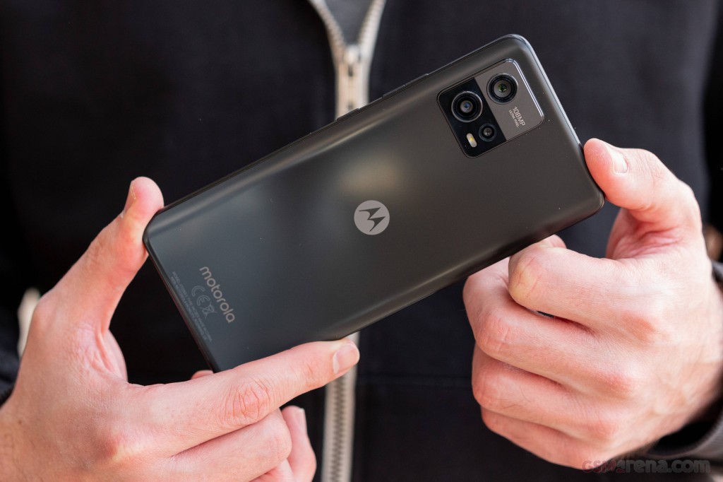 Motorola Moto G72 hands-on photo 19