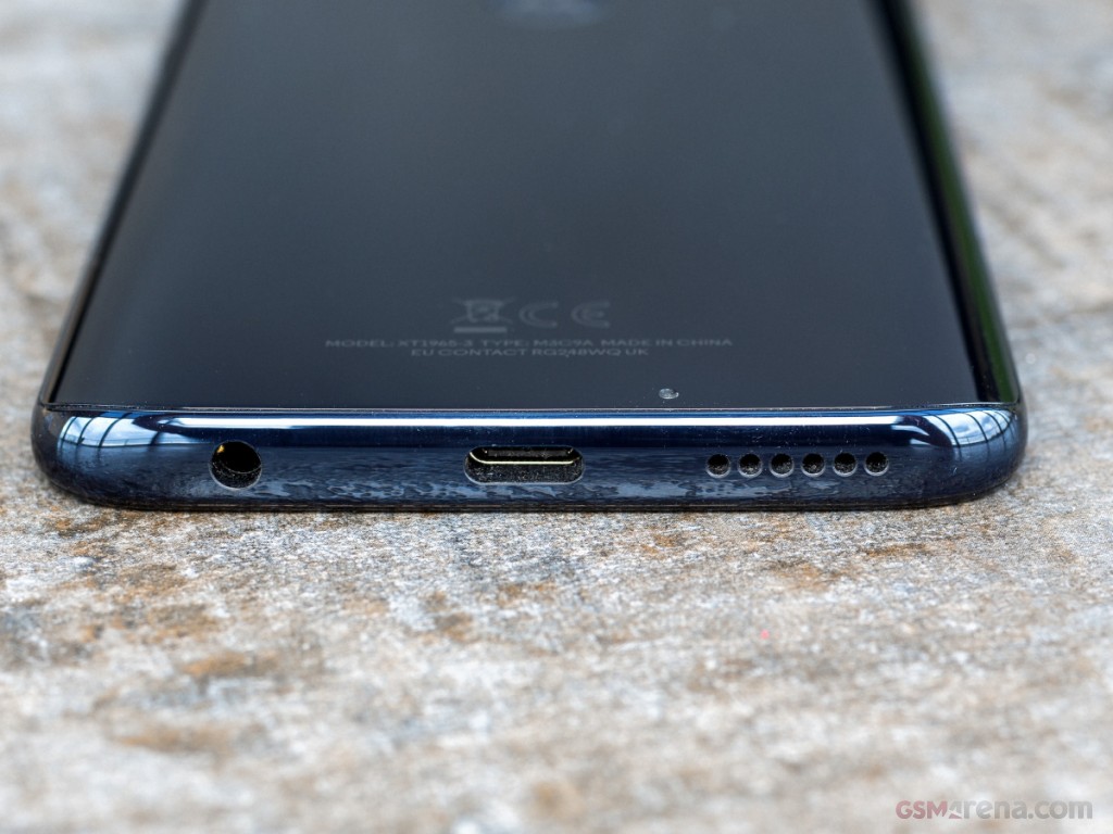 Motorola Moto G7 Plus hands-on photo 14