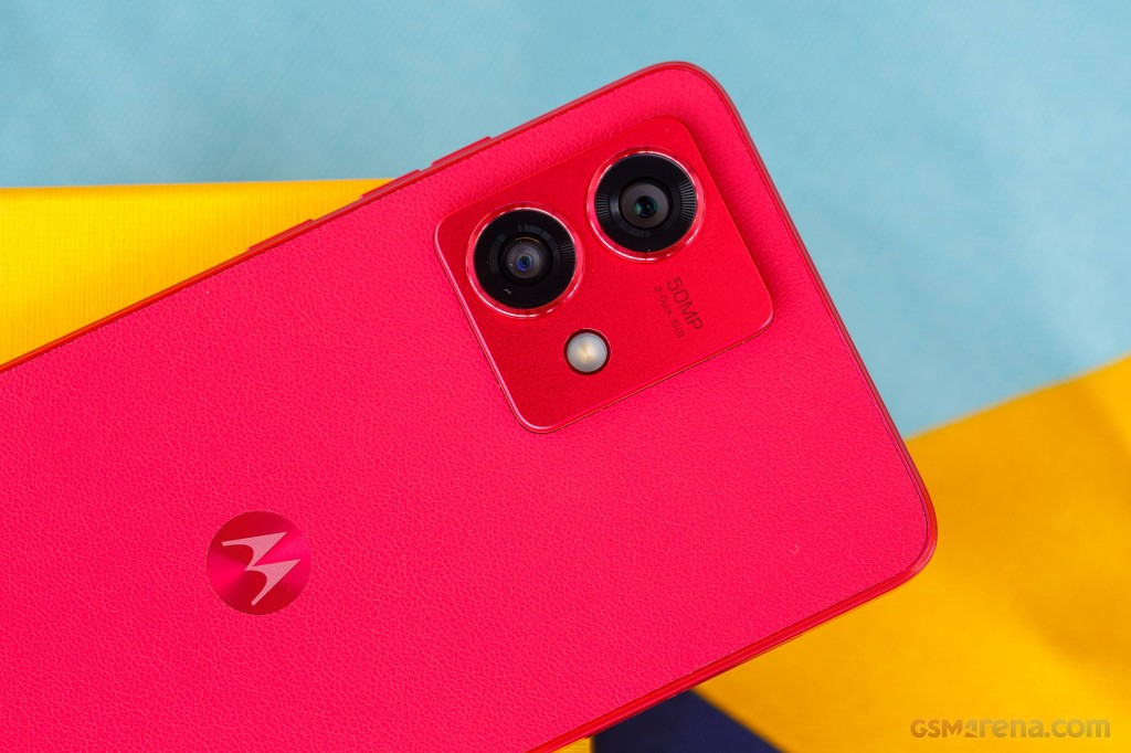 Motorola Moto G84 hands-on photo 3