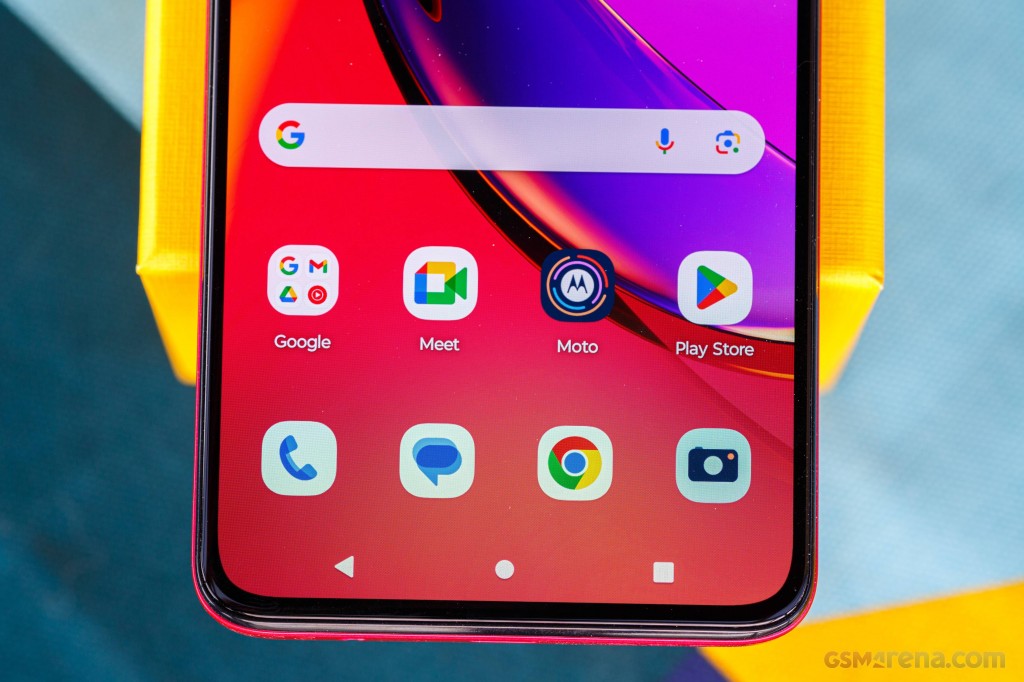 Motorola Moto G84 hands-on photo 6