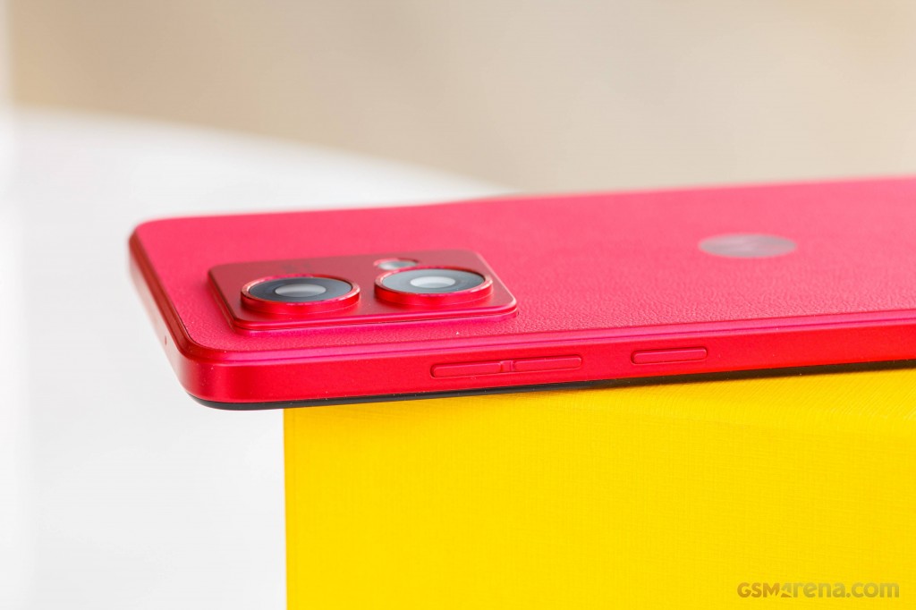 Motorola Moto G84 hands-on photo 10