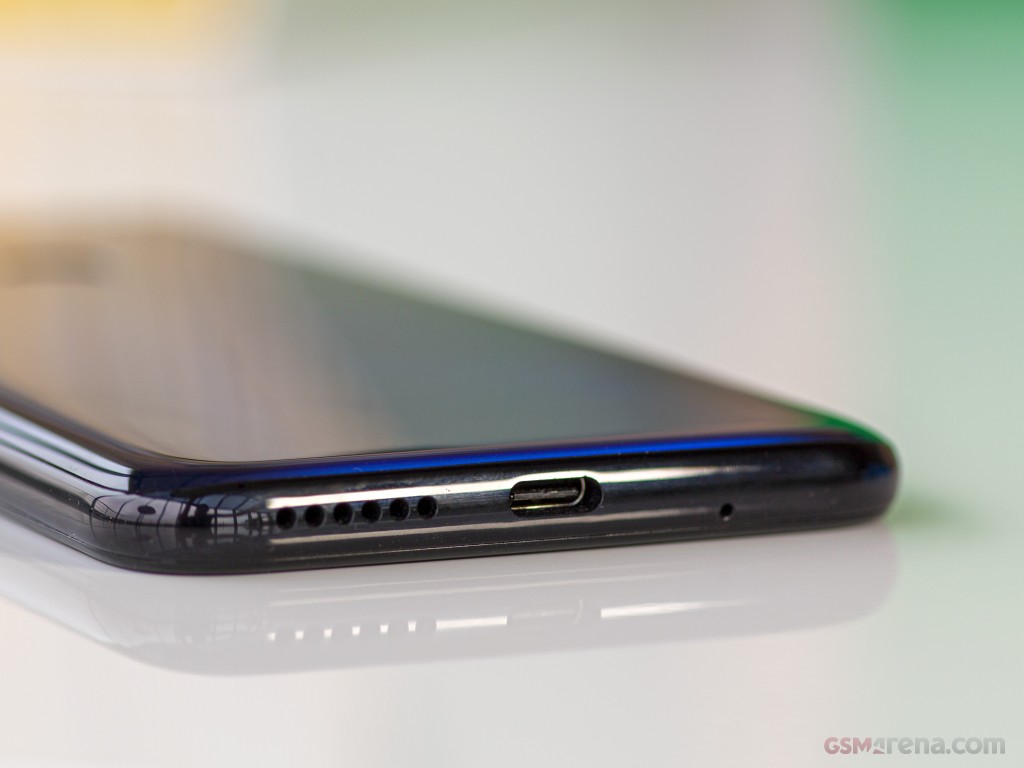 Motorola Moto G8 Plus hands-on photo 14
