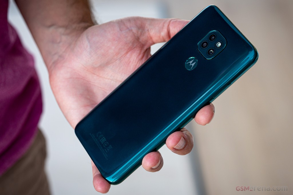 Motorola Moto G9 Play hands-on photo 15