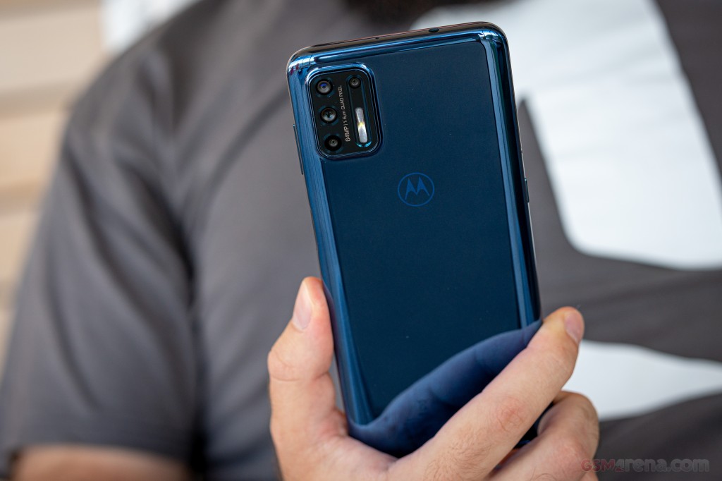 Motorola Moto G9 Plus hands-on photo 12