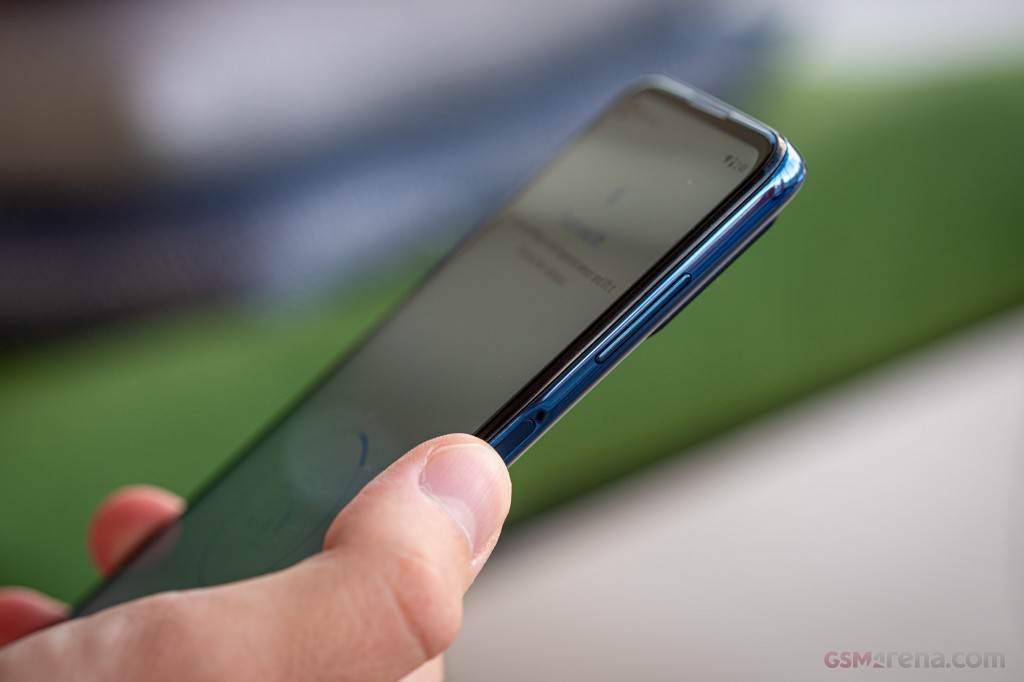 Motorola Moto G9 Plus hands-on photo 13