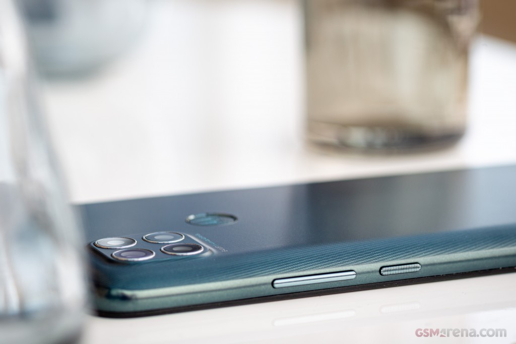 Motorola Moto G9 Power hands-on photo 4