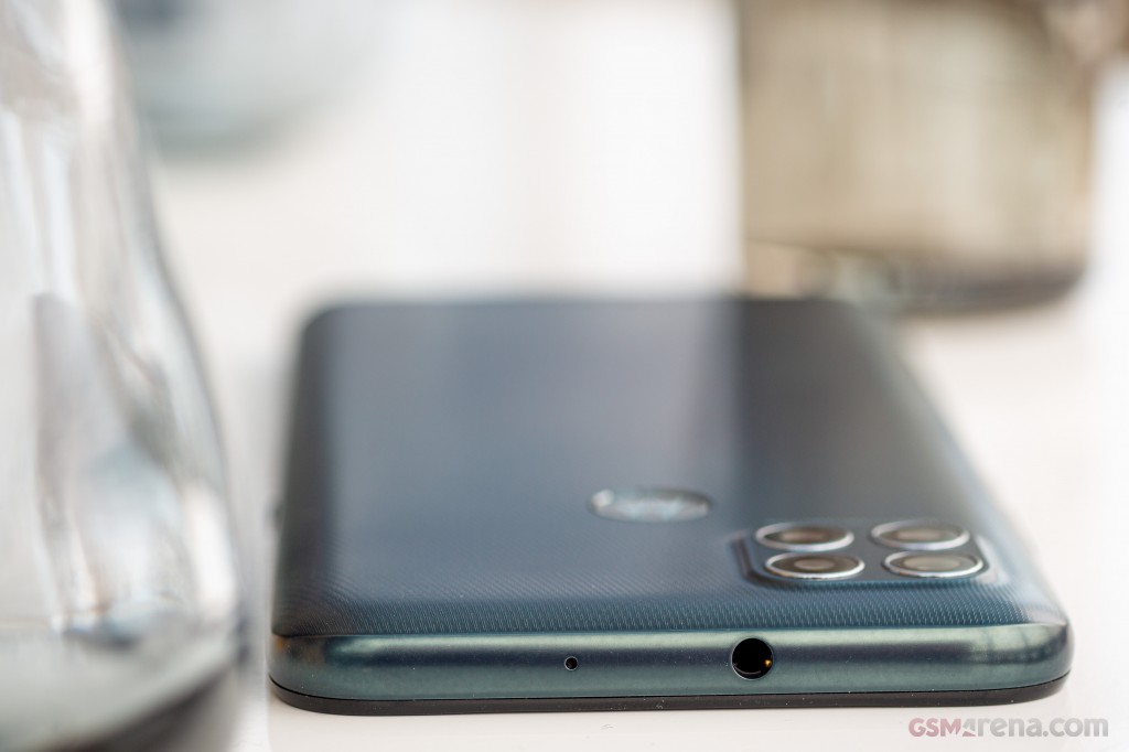 Motorola Moto G9 Power hands-on photo 5