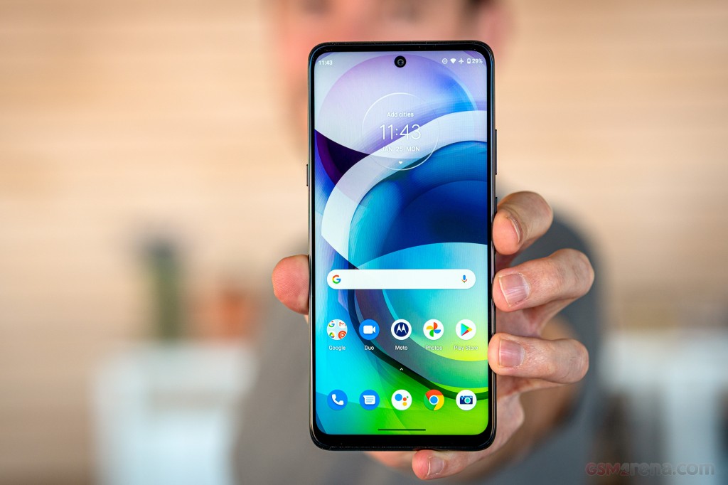 Motorola Moto G 5G hands-on photo 15