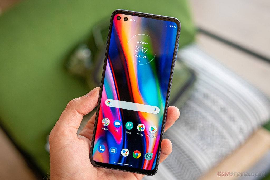 Motorola Moto G 5G Plus hands-on photo 12