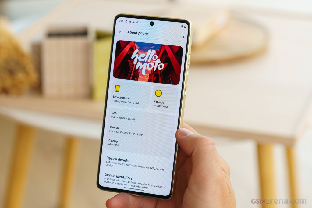 Motorola Moto G Stylus 5G (2024) hands-on photo 25