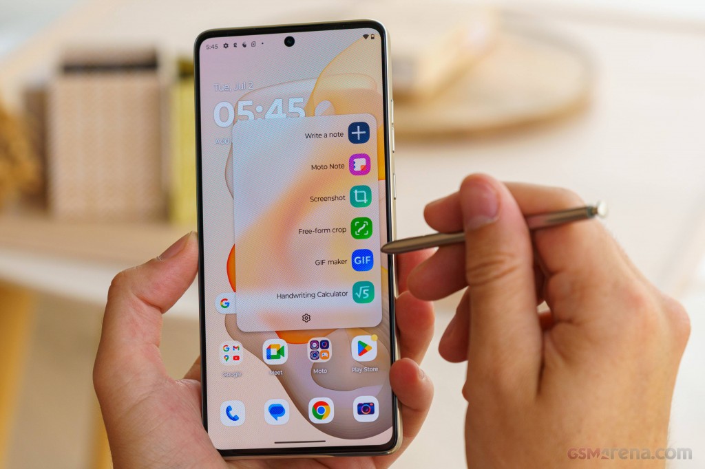 Motorola Moto G Stylus 5G (2024) hands-on photo 31