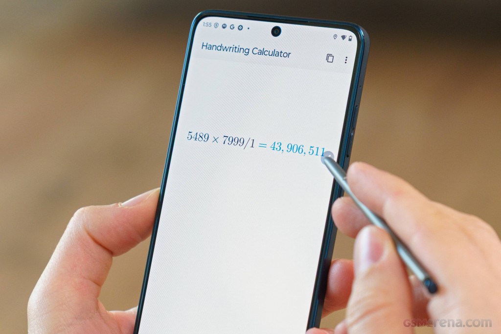 Motorola Moto G Stylus 5G (2025) hands-on photo 36