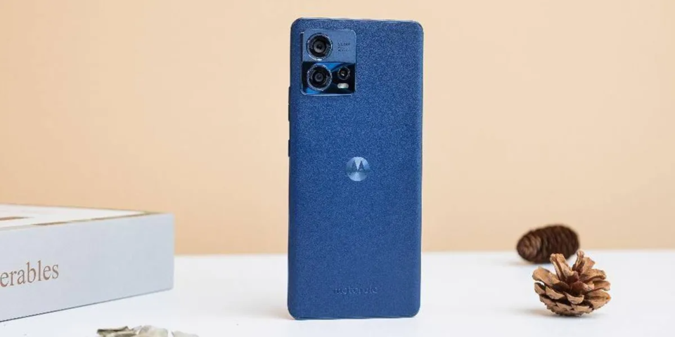 Motorola Moto S30 Pro view 24