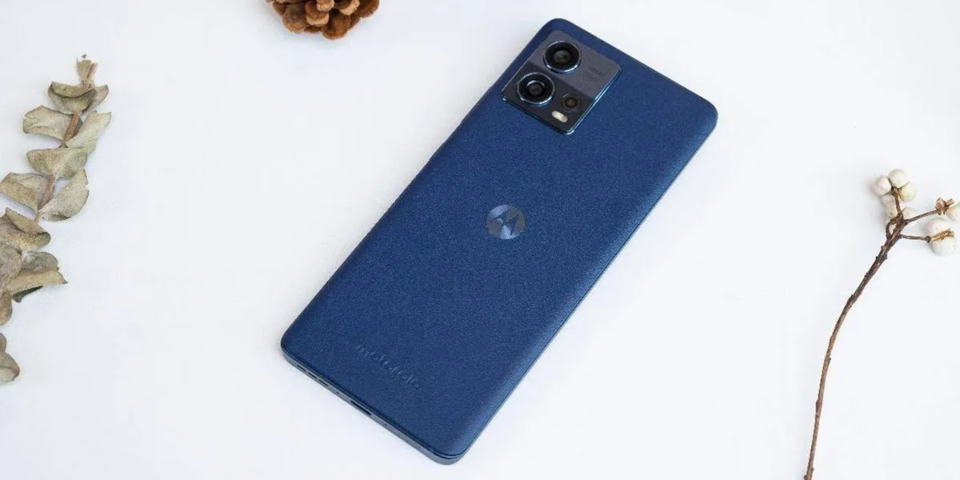 Motorola Moto S30 Pro view 25
