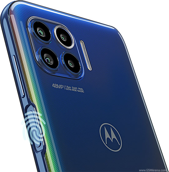 Motorola One 5G UW view 3