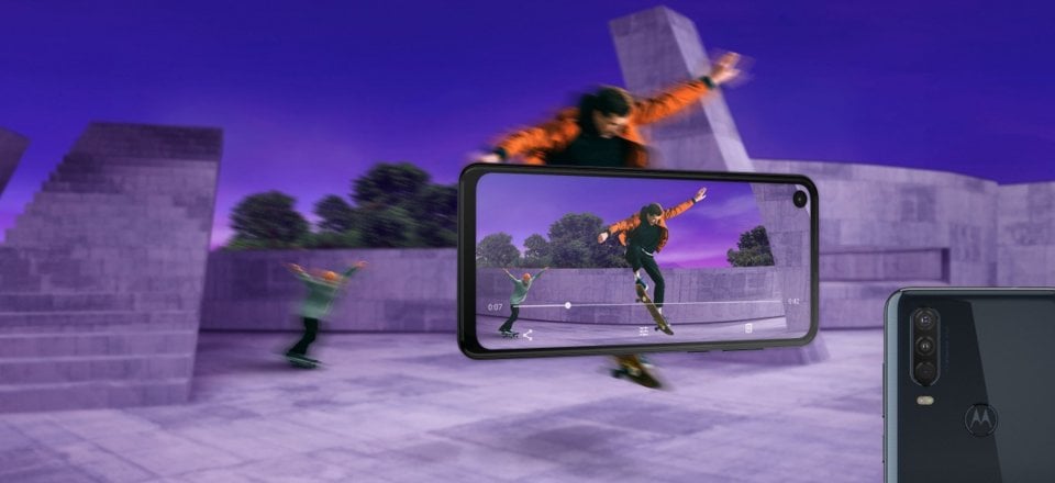 Motorola One Action view 9