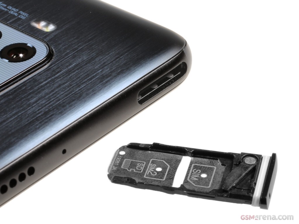 Motorola One Zoom hands-on photo 8