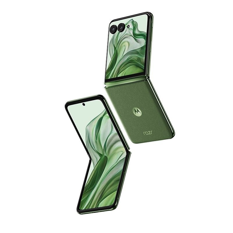 Motorola Razr+ 2024 view 9