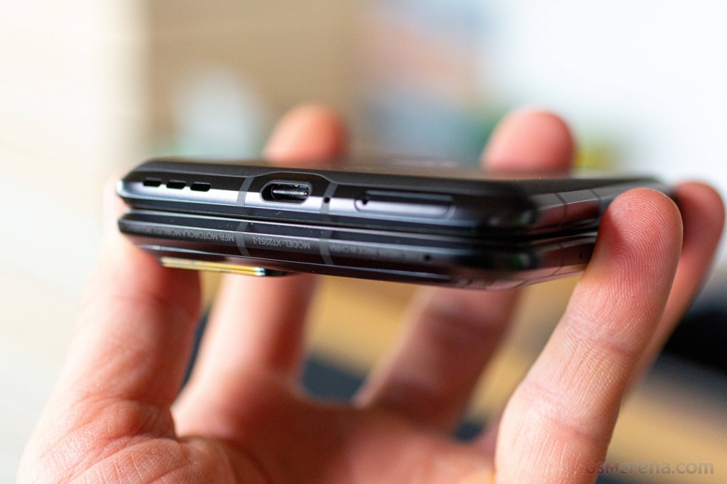Motorola Razr 2022 hands-on photo 12