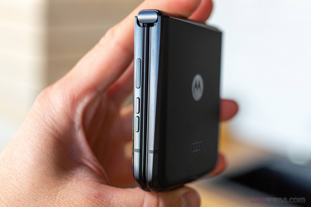 Motorola Razr 2022 hands-on photo 13