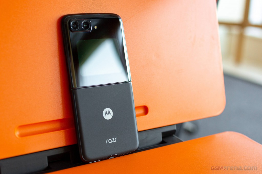 Motorola Razr 2022 hands-on photo 18