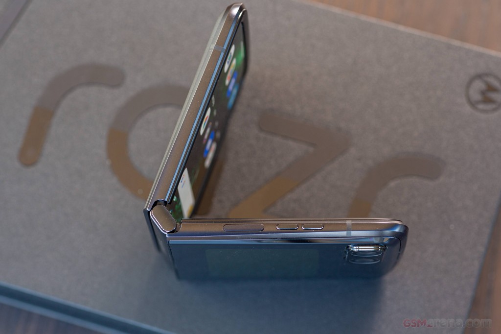 Motorola Razr 2022 hands-on photo 22