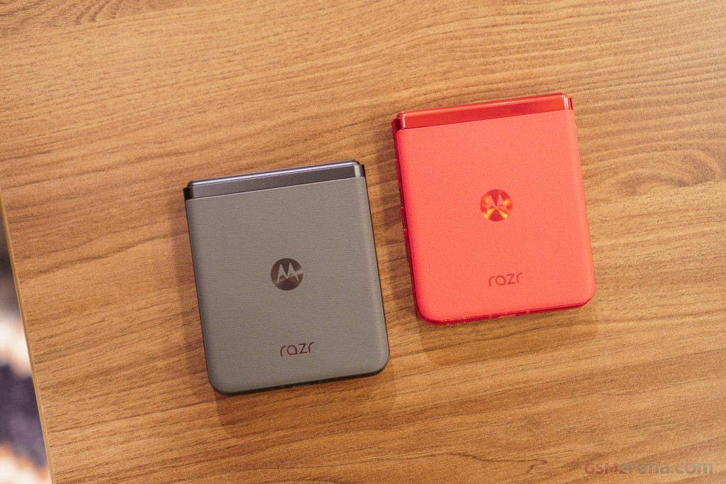 Motorola Razr 40 hands-on photo 54