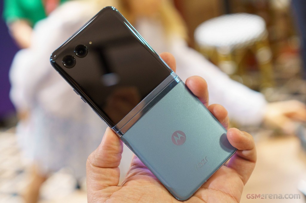 Motorola Razr 40 hands-on photo 58