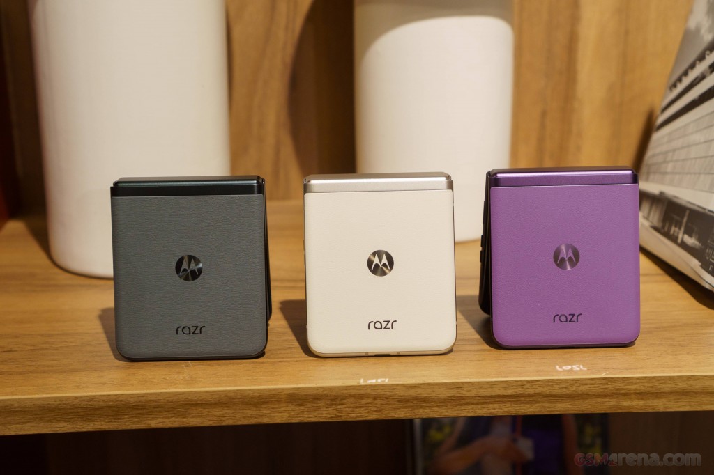 Motorola Razr 40 hands-on photo 79