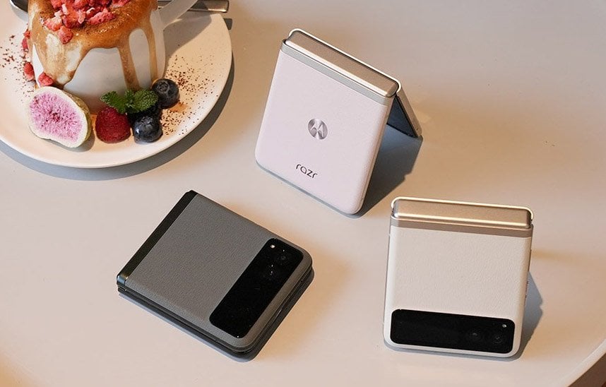 Motorola Razr 40 view 20