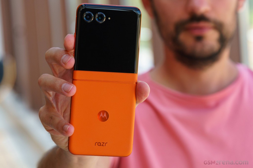 Motorola Razr 50 hands-on photo 18